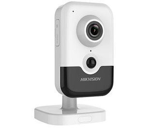 DS-2CD2421G0-I (2.8мм) 2МП IP Hikvision с PIR датчиком