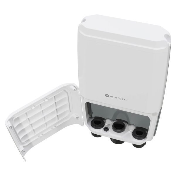 Mikrotik FiberBox Plus (CRS305-1G-4S+OUT) Комутатор 4 порти керований