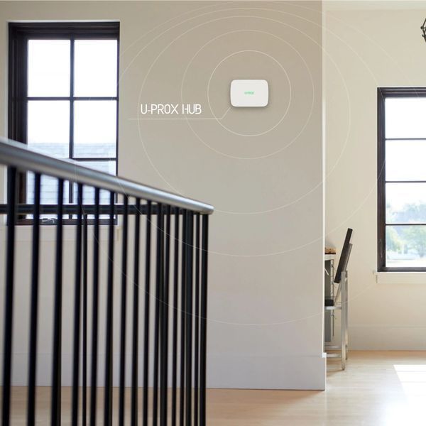 U-Prox MPX L White Бездротова централь системи безпеки з підтримкою фотоверифікації