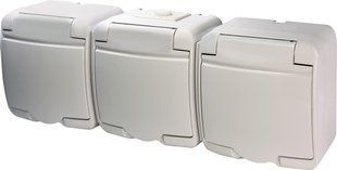 Розетка 3-а с з/к Schuko RHE-3s (белая/белая крышка, IP54) ETI Hermetics 4668023 фото